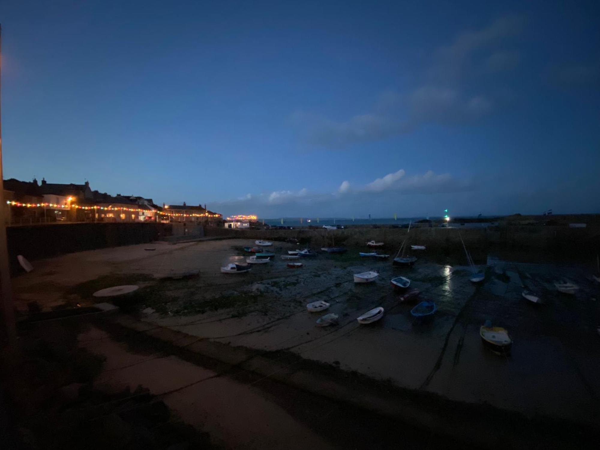 The Old Gallery - Charming Coastal Escape For Two Mousehole Esterno foto