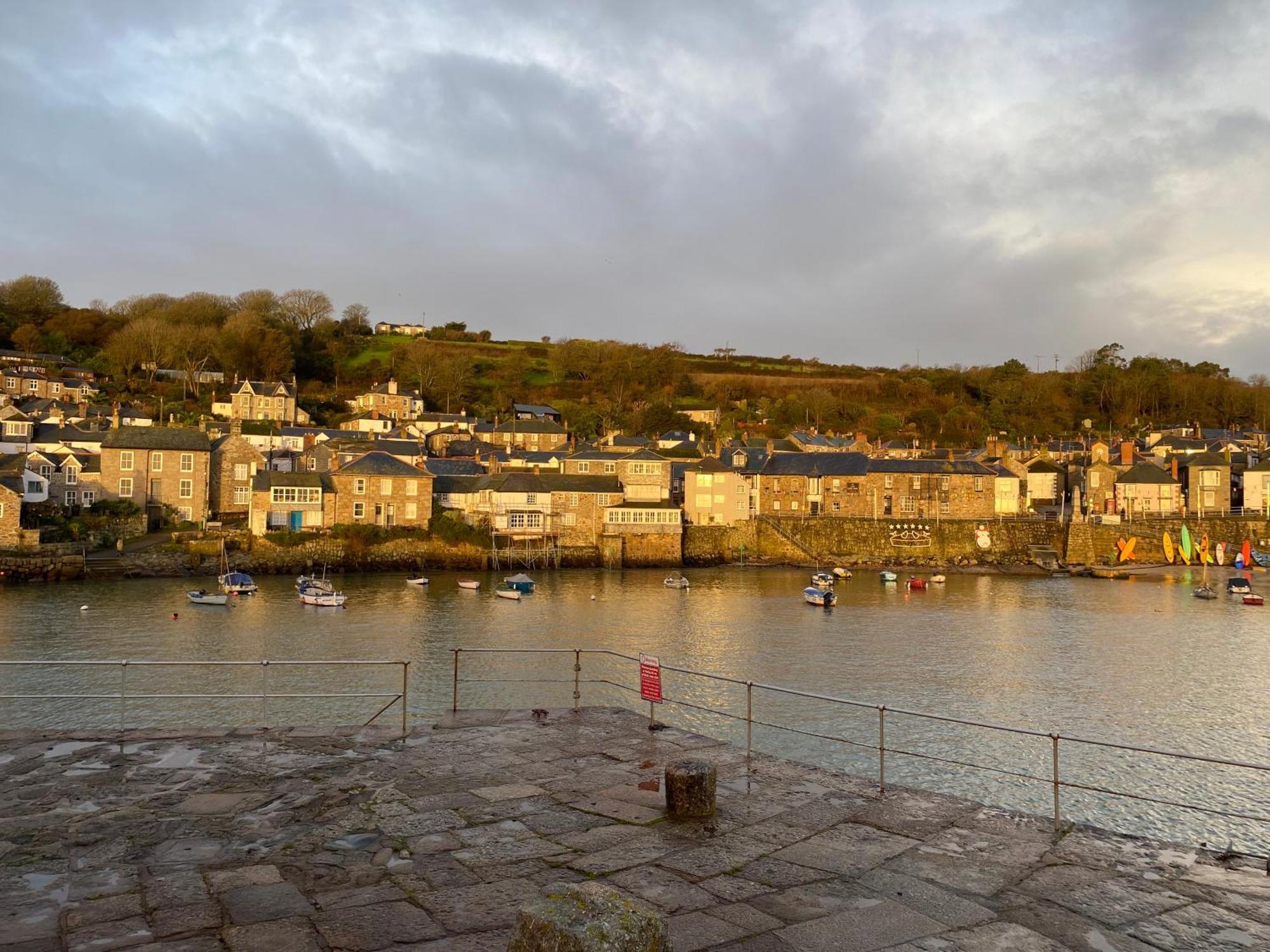 The Old Gallery - Charming Coastal Escape For Two Mousehole Esterno foto
